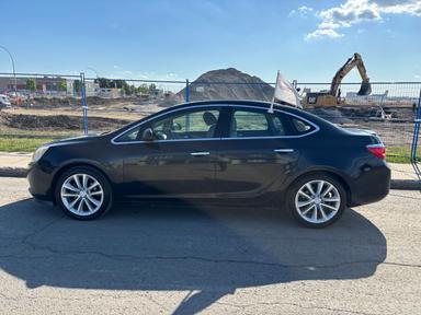 Buick Verano 2013 - Thumbnail 2