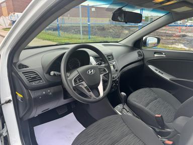 Hyundai Accent 2016 - Thumbnail 9