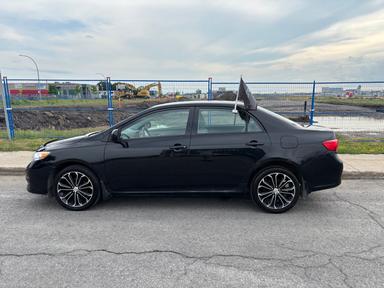 Toyota Corolla 2010 - Thumbnail 2