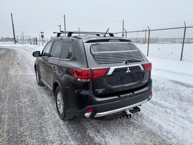 Mitsubishi Outlander 2016 - Thumbnail 3