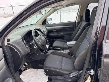 Mitsubishi Outlander 2016 - Thumbnail 9