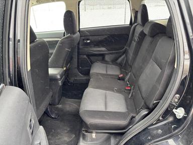 Mitsubishi Outlander 2016 - Thumbnail 11