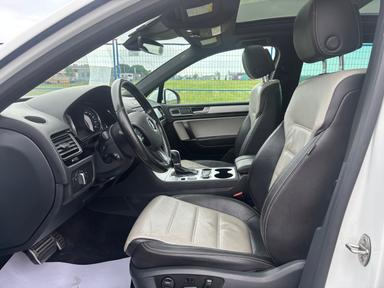 Volkswagen Touareg 2017 - Thumbnail 10