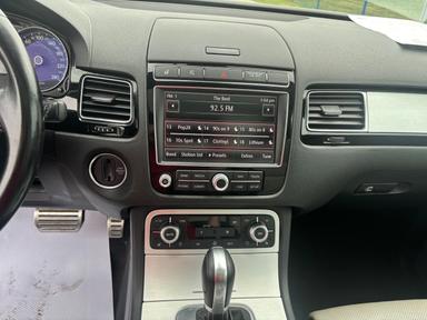 Volkswagen Touareg 2017 - Thumbnail 15