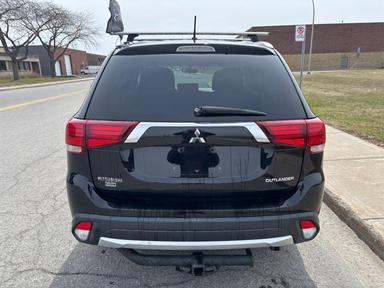 Mitsubishi Outlander 2016 - Thumbnail 4