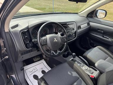 Mitsubishi Outlander 2016 - Thumbnail 9