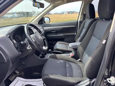 Mitsubishi Outlander 2016 - Thumbnail 10